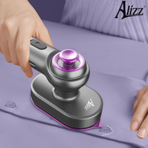 0420 ban ui hoi nuoc mini cam tay nho gon 30w alizz al 13595