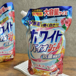 Nước giặt diệt khuẩn hương hoa thơm mát Nihon 1,8kg