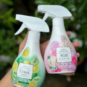 Chai Xịt Khử Mùi Và Làm Thơm Quần Áo 300ml 70k