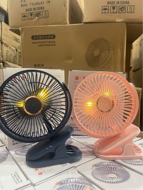 Quạt Kẹp Bàn Mini Để Bàn 5 Chế Độ + Kèm Đèn 